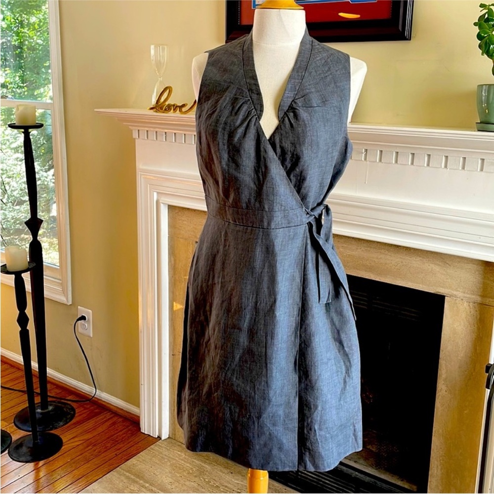 Charcoal grey linen J. Crew dress size 10. Fully-lined.